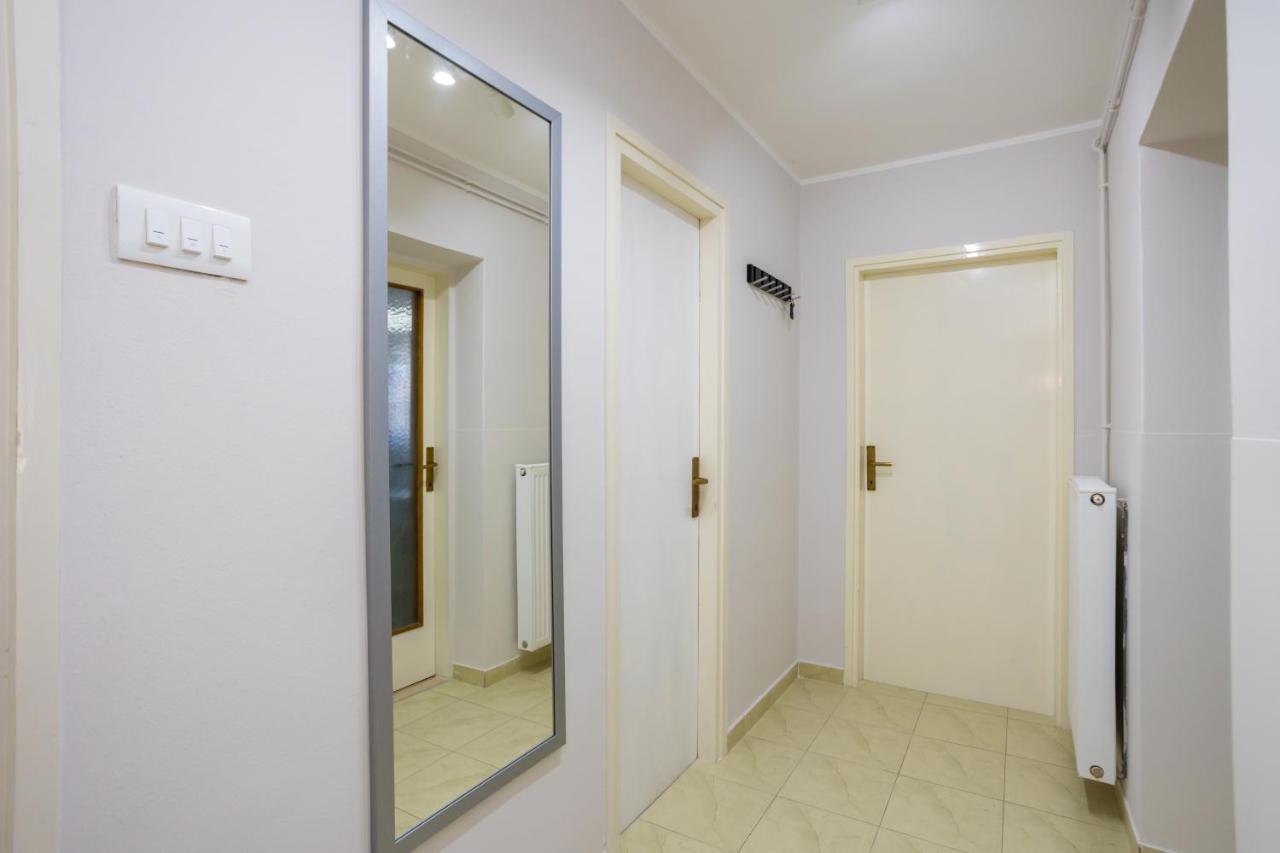 Apartman Marija Apartment Njivice Ngoại thất bức ảnh