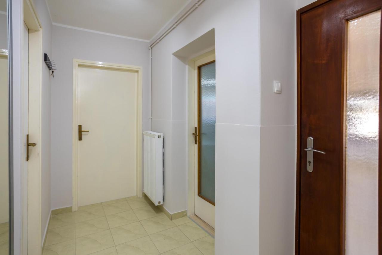 Apartman Marija Apartment Njivice Ngoại thất bức ảnh